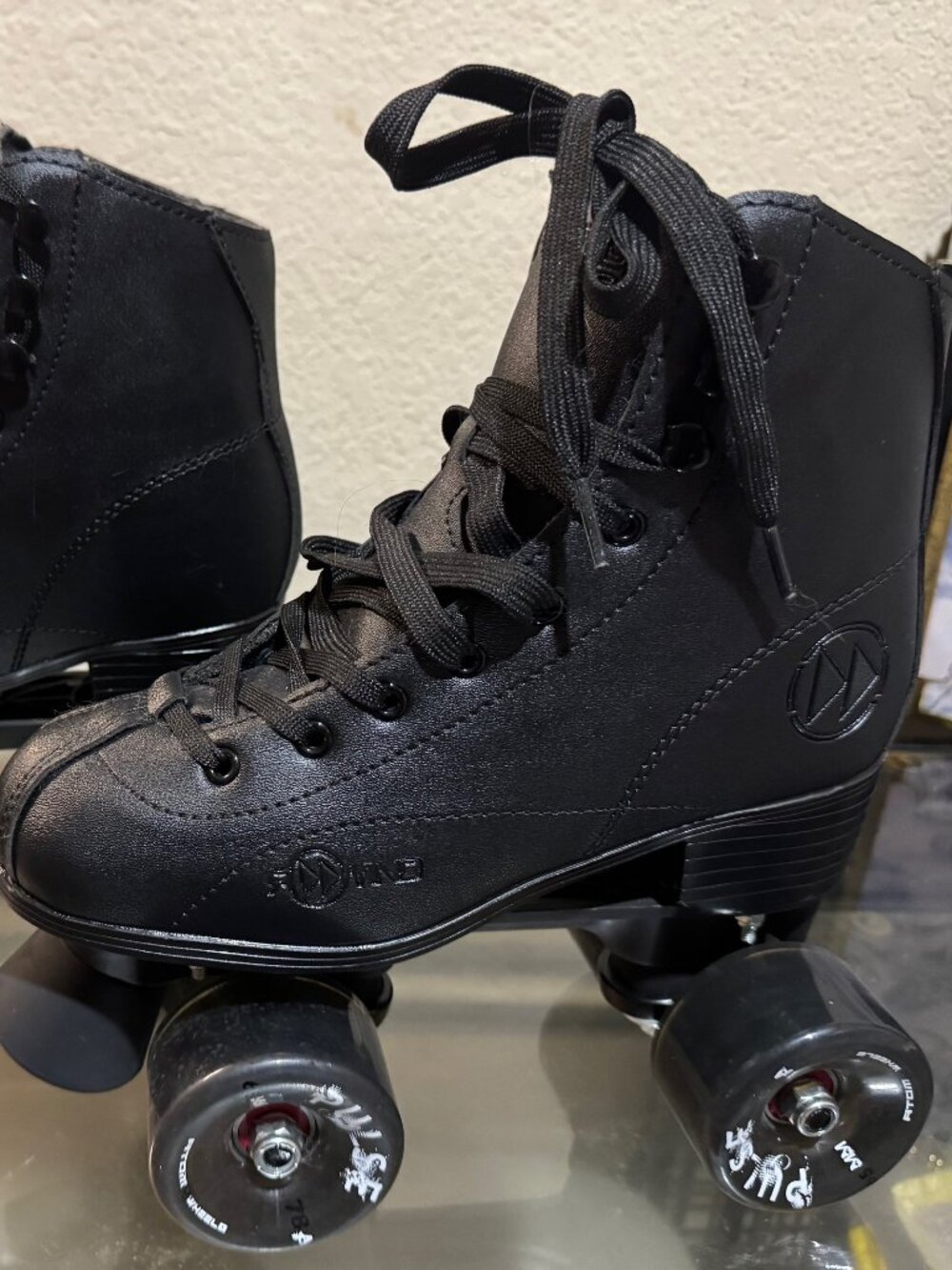 Roller Derby Rewind Skates Men Sz 5=Women Sz 6 w/PULSE Wheels Brand New w/o Box